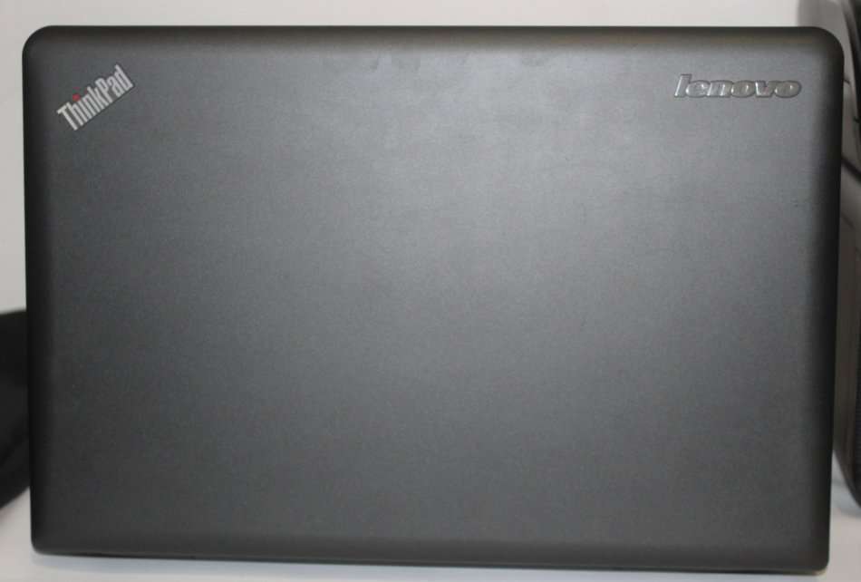 Lenovo ThinkPad E540 Intel Core i7-4712MQ @2.30 GHz , 8GB , 1TB HDD , 15.6", VERY GOOD CONDITION