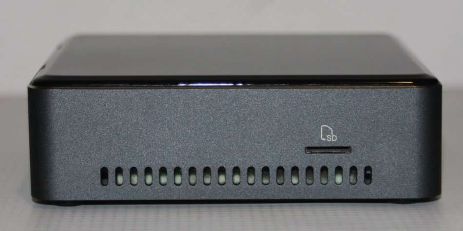 Intel NUC 7 Mainstream Mini PC (NUC7i3BNHXF) - Core i3, 4GB RAM, 128GB SSD