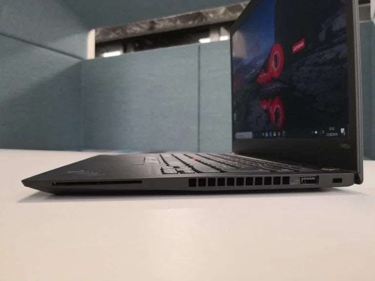 LENOVO THINKPAD T490s , 8TH GEN CORE I5-8365U @1.60GHz,16GB RAM,256GB SSD, 14" FHD TOUCH SCREEN