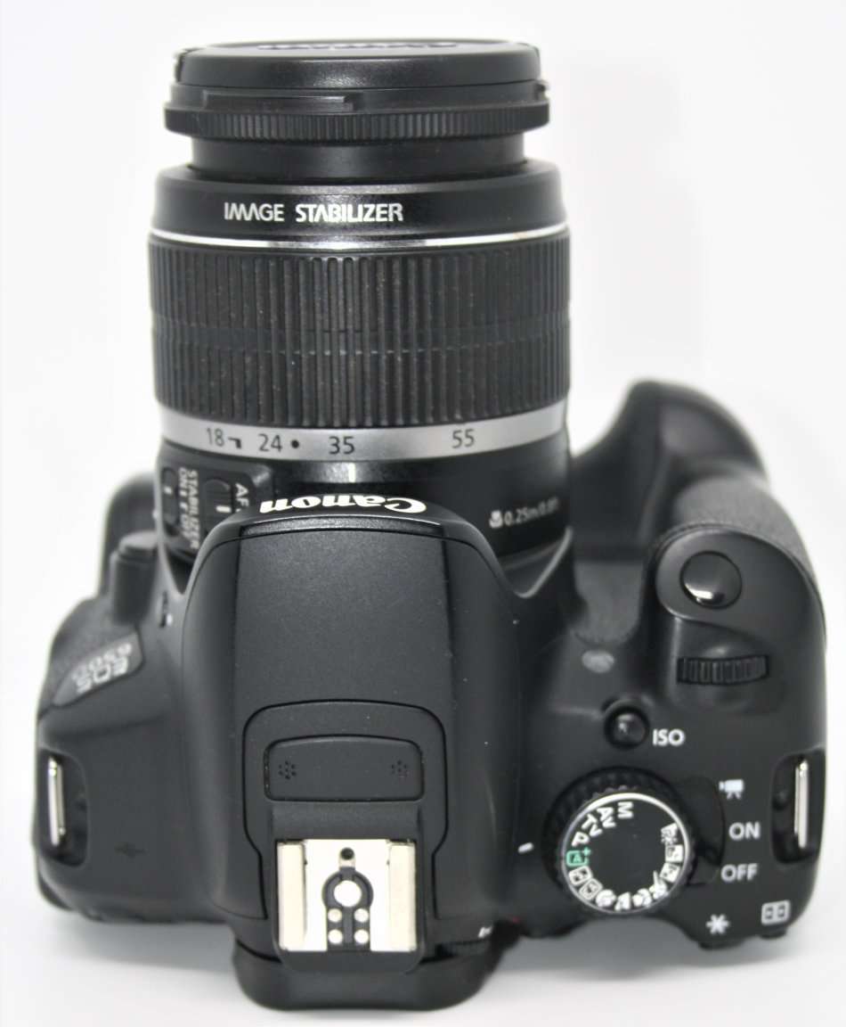 CANON EOS 650D, 18MP DSLR ,FULL HD MOVIES, 18-55MM IS ZOOM LENS , BATTERY GRIP WITH 2 BATTERIES
