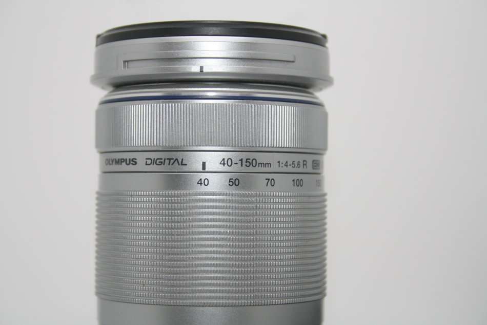 Olympus OM-D E-M5 Camera with 40-150mm f/4-5.6 R Lens Zoom Lens