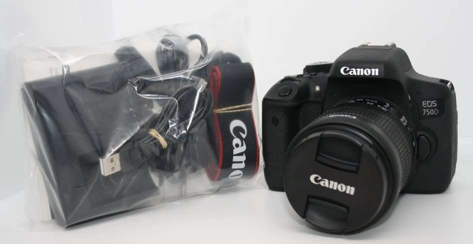 Canon EOS 750D 24MP DSLR Camera WITH 18-55MM IS STM , 16GB SD CARD BRAND NEW BAG, 500 SHOTS TAKEN