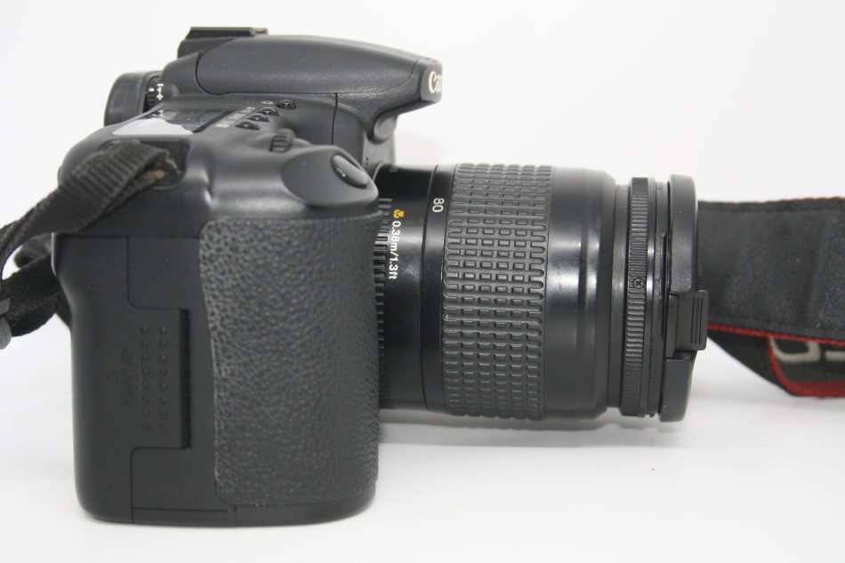 Canon EOS 20D DSLR Camera with EF-S 20-80mm f/1.4-5.6  Lens GOOD CONDITION