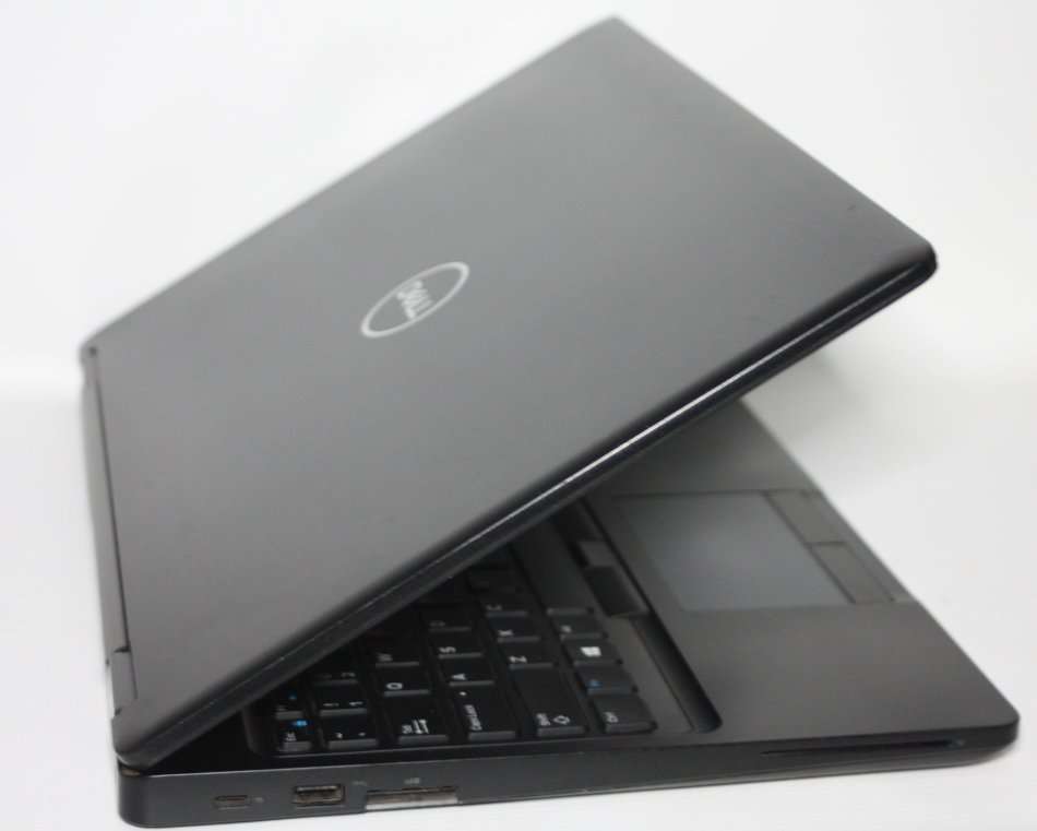 Dell Latitude 5590 Quad Core i5-8250U @1.60GHz, 8GB Ram, 240GB SSD ,15.6" Full HD (1920x1080)