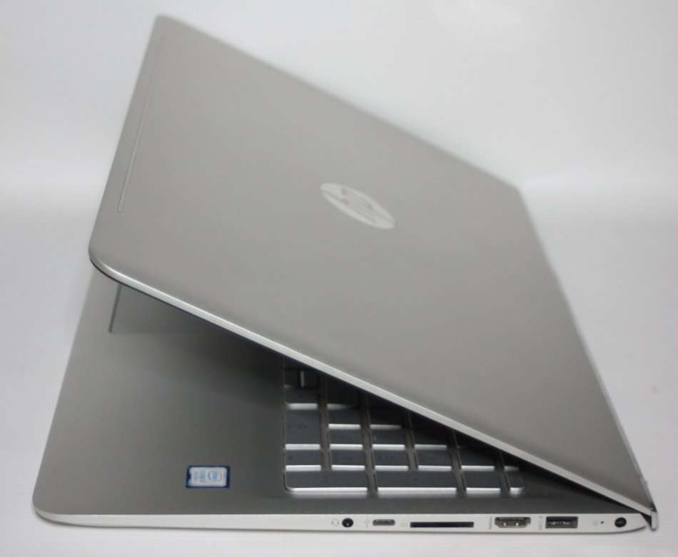 HP Envy 15 7th Gen Core i7-7500U @2.70GHz,  8GB RAM, 256GB SSD, Full HD