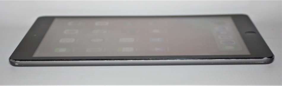 IPAD AIR , 16GB , WIFI  , VERY GOOD CONDITION