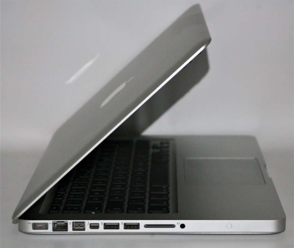 MACBOOK PRO 13` 2012  , CORE I7 @2.90GHz, 8GB RAM ,750GB HDD, VERY GOOD CONDITION