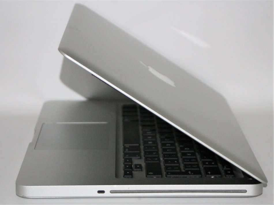 MACBOOK PRO 13` 2012  , CORE I7 @2.90GHz, 8GB RAM ,750GB HDD, VERY GOOD CONDITION