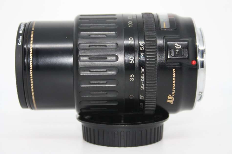 Canon 35-105mm f/4.5-5.6 Auto Focus Zoom EF Lens for  DSLR Cameras  IN EXCELLENT CONDITION