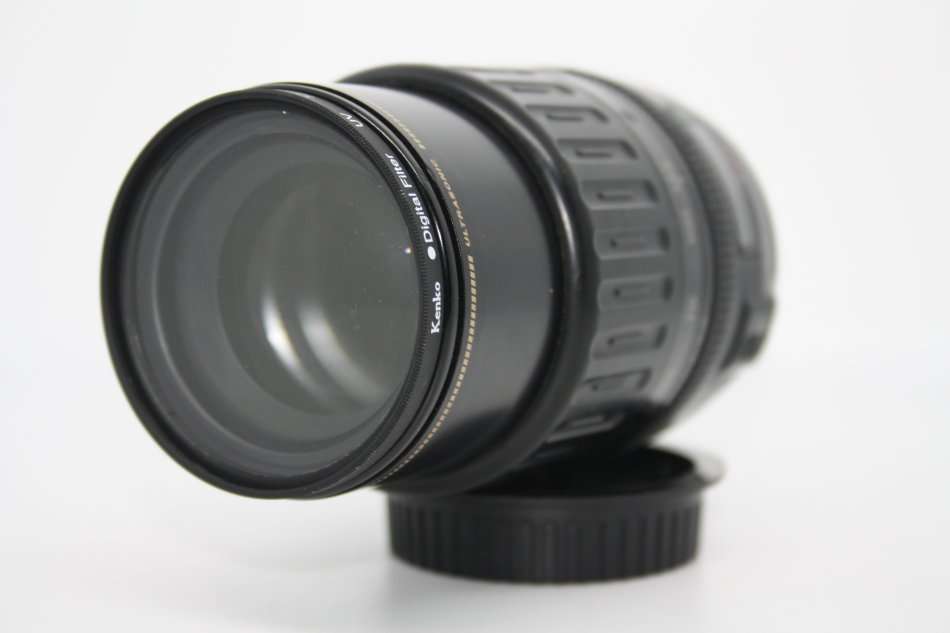 Canon 35-105mm f/4.5-5.6 Auto Focus Zoom EF Lens for  DSLR Cameras  IN EXCELLENT CONDITION
