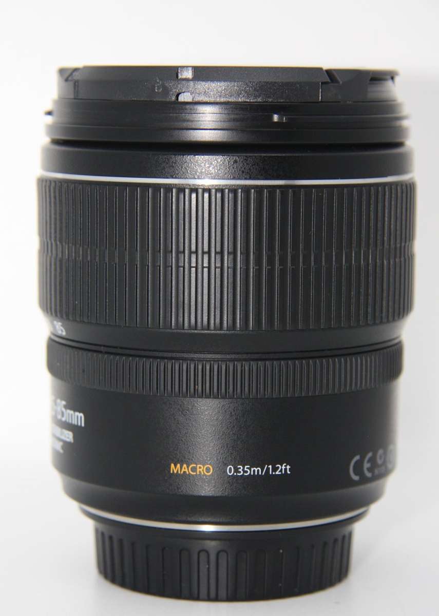 Canon EF-S 15-85mm f/3.5-5.6 IS USM Lens IN EXCELLENT CONDITON WITH BOTH LENS CAPS AND LENS HOOD