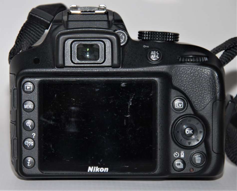 Nikon D3300 , 24.2 MP CMOS Digital SLR with AF-S DX NIKKOR 18-55mm f/3.5-5.6G VR  Zoom Lens