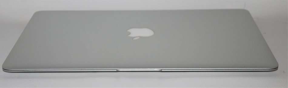 MACBOOK AIR ,CORE I5-4260U,1.40GHz,4GB RAM ,128GB SSD, EXCELLENT CONDITION