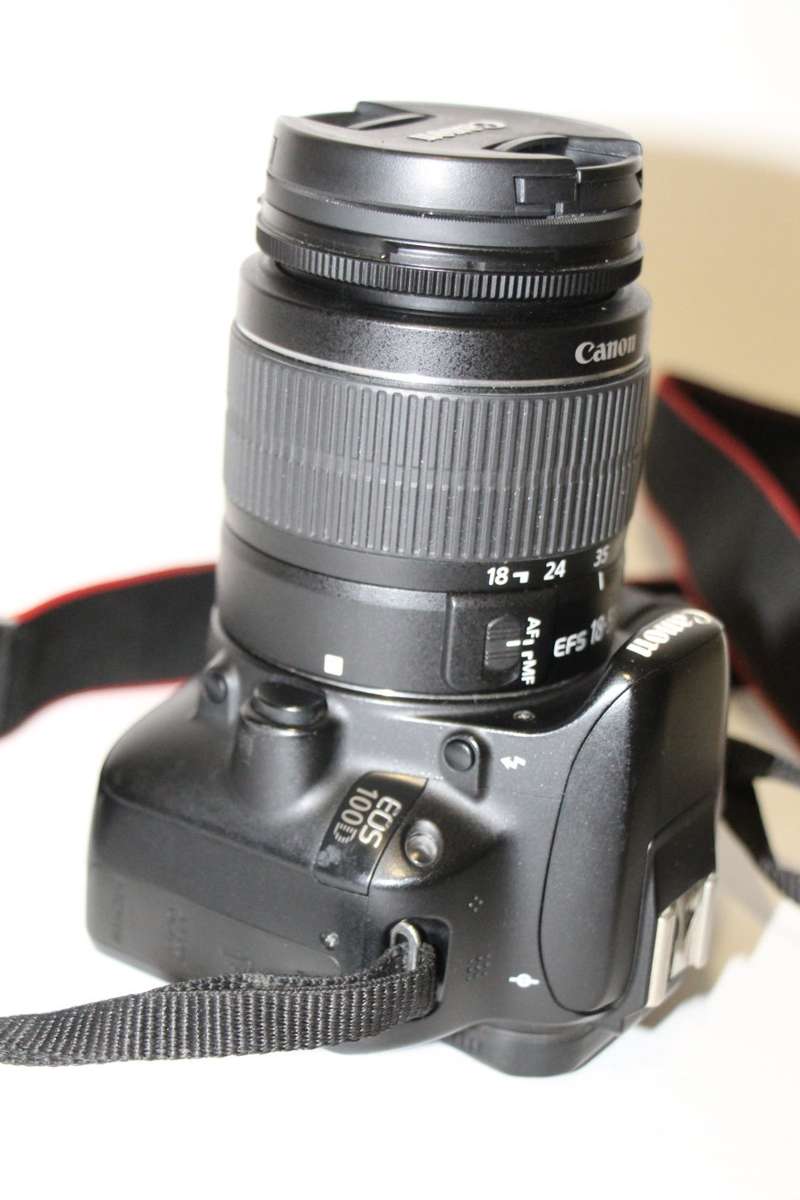 CANON 100D 18MP DSRL FULL HD MOVIES WITH 18-55MM LENS , CHARGER VERY GOOD CONDITION