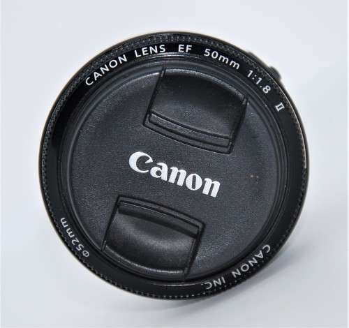 CANON EF 50MM F/1.8 II LENS IN EXCELLENT CONDITION
