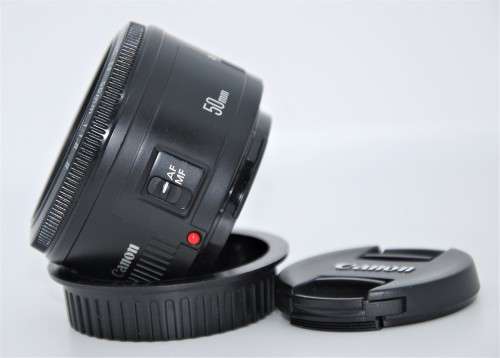 CANON EF 50MM F/1.8 II LENS IN EXCELLENT CONDITION