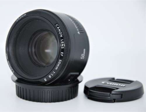 CANON EF 50MM F/1.8 II LENS IN EXCELLENT CONDITION