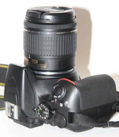 Nikon D3500 DSLR Camera with 18-55mm Lens VR LENS , ONLY 8190 SHUTTER COUNTS, COMING WITH A BAG