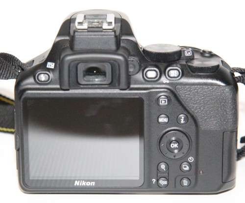 Nikon D3500 DSLR Camera with 18-55mm Lens VR LENS , ONLY 8190 SHUTTER COUNTS, COMING WITH A BAG