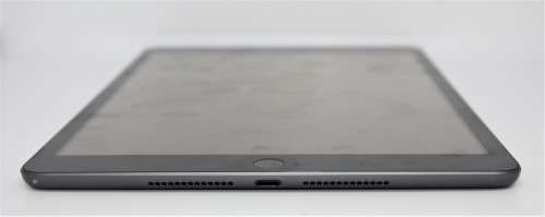 Apple iPad 8th Gen WiFi Cellular 32GB Space Grey IN EXCELLENT CONDITION