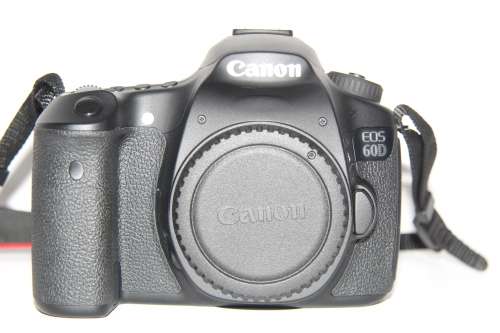 Canon EOS 60D (BODY ONY) IN NEW CONDITION