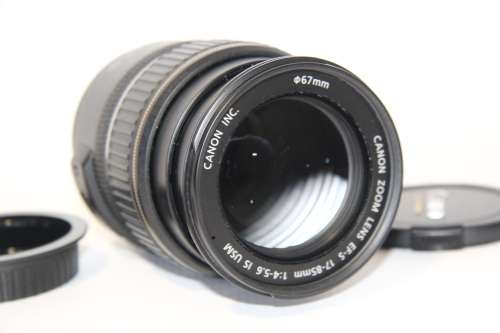Canon EF-S 17-85mm f/4-5.6 IS USM Lens IN EXCELLENT CONDITION