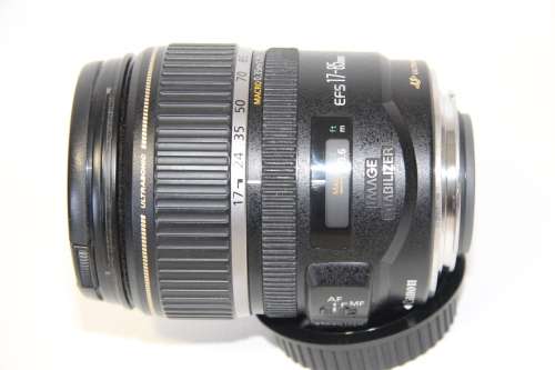 Canon EF-S 17-85mm f/4-5.6 IS USM Lens IN EXCELLENT CONDITION