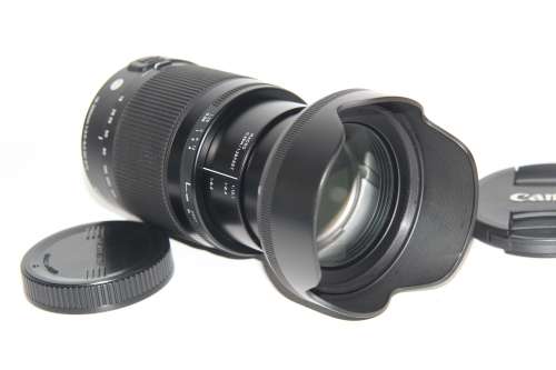 Sigma 18-300mm f/3.5-6.3 DC Macro OS HSM Contemporary Lens for Canon EF IN NEW CONDITION