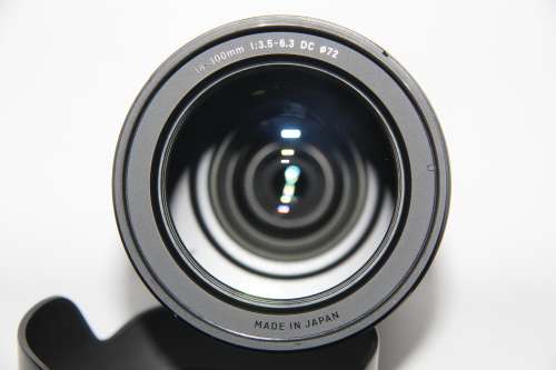 Sigma 18-300mm f/3.5-6.3 DC Macro OS HSM Contemporary Lens for Canon EF IN NEW CONDITION