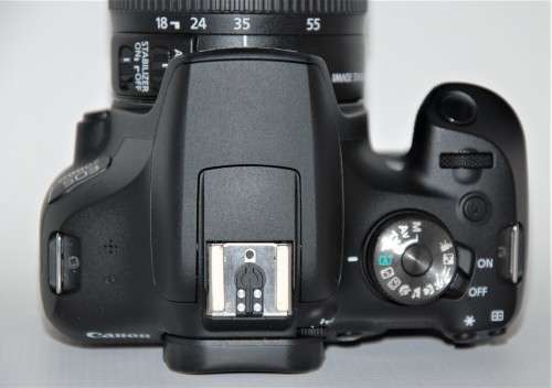 Canon EOS 2000D 24MP DSLR, FULL HD MOVIES , 18-55MM ZOOM LENS IN NEW CONDITION, CANON BAG