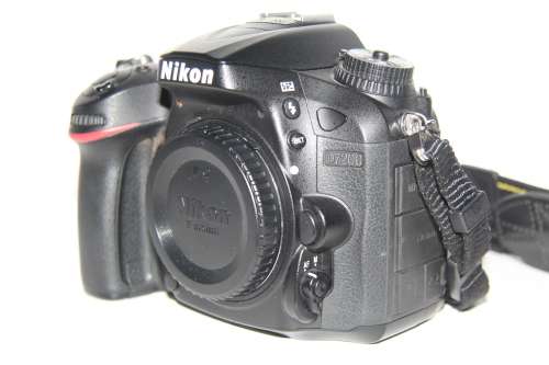 Nikon D7200 DX-format DSLR Body (Black) ,Low Shutter Count