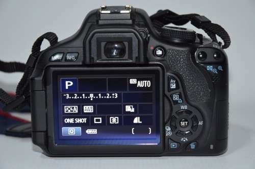 Canon REBEL T3i (600D) 18MP DSRL FULL HD MOVIES With 18-55mm Lens lll in Very Good Condition