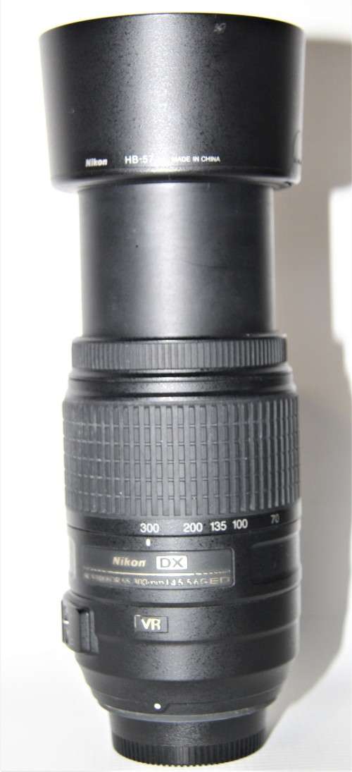 NIKON 55-300mm AF-S DX f/4.5-5.6G ED VR
