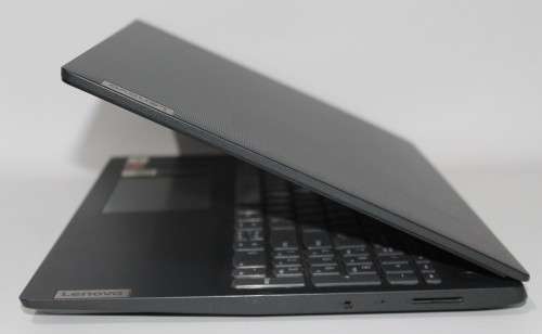 Lenovo IdeaPad 3 Athlon 3150U 8GB 256GB SSD 15.6`` Notebook - Black