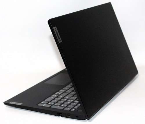 Lenovo V15 15.6-inch FHD Laptop  Intel Core i5-1135G7 , 8GB RAM , 256GB SSD  Win 10 Pro