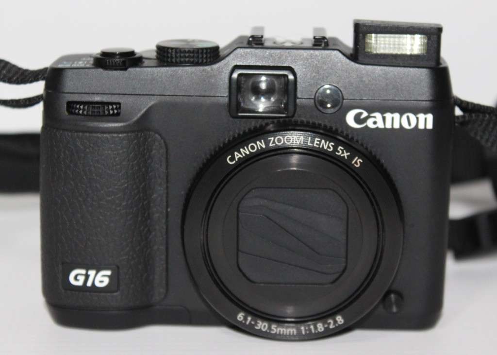 Canon PowerShot G16 12.1 MP CMOS Digital Camera with 5x Optical Zoom and 1080p Full-HD Video Wi-Fi