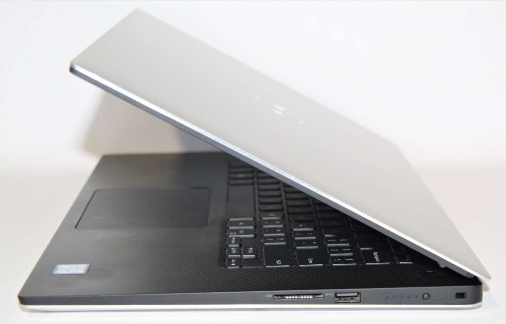 Dell Precision 5530 WORKSTATION ,Intel Hexa-Core i7-8850H , 32GB Ram, 512GB SSD, 4GB Nvidia Quadro