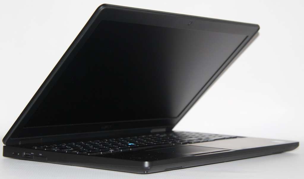 DELL LATITUDE 5580, Core i5-6300U @2.40GHz,8GB Ram,256GB SSD, FHD 1920 X 1080