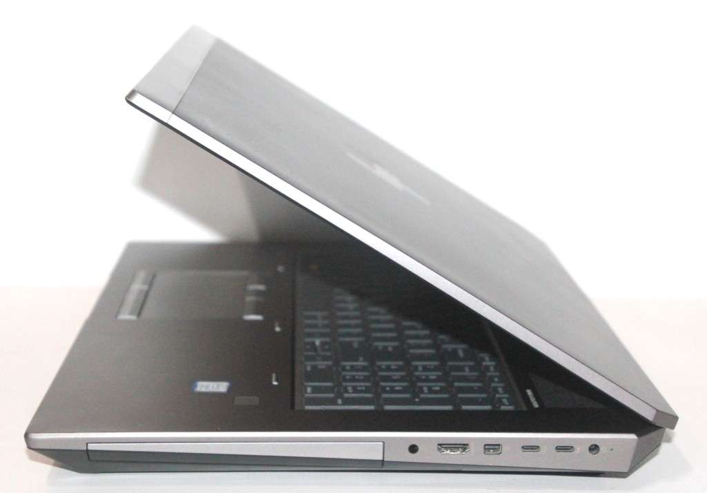 HP ZBook 17 G6 Mobile Workstation  Hexa-Core i7-9750H / 16GB RAM / 512GB SSD / 4GB Nvidia Quadro