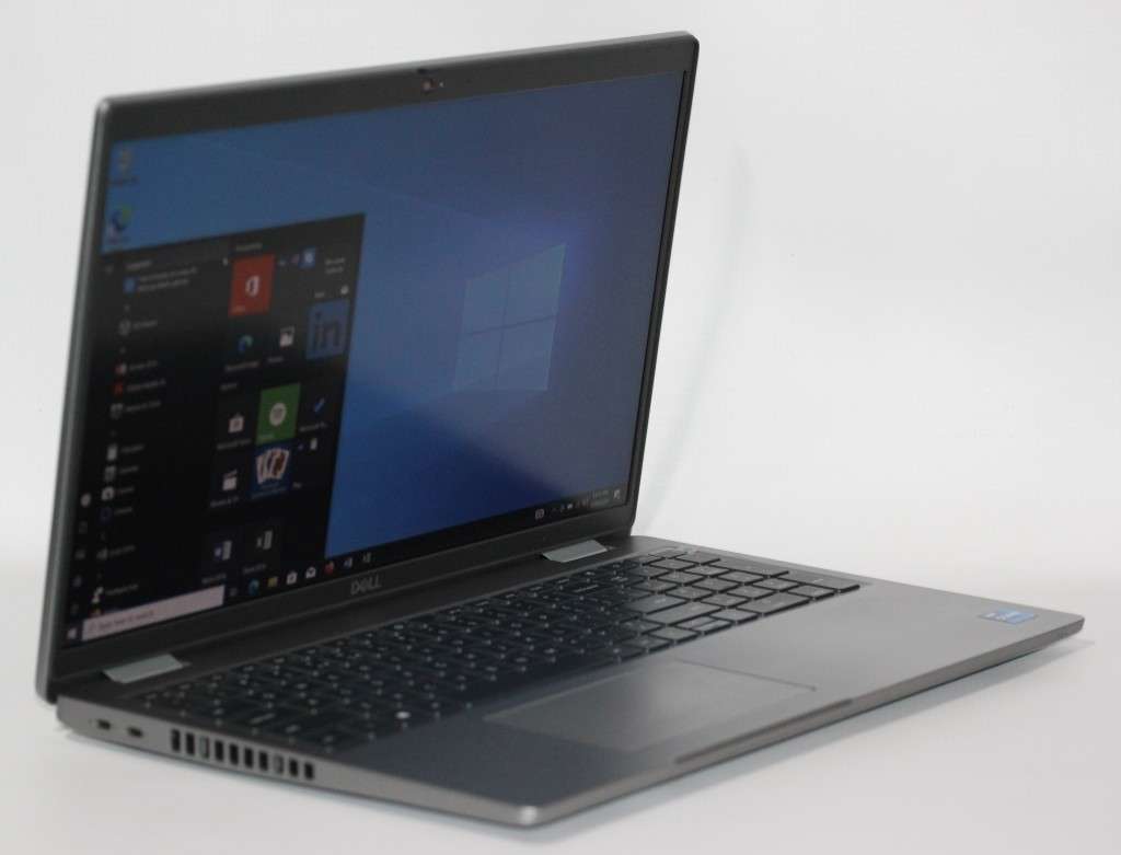 Dell Latitude 5520 11th Gen Core i7-1165G7 ,32GB RAM ,512GB SSD 15-inch, FHD 1920 x 1080