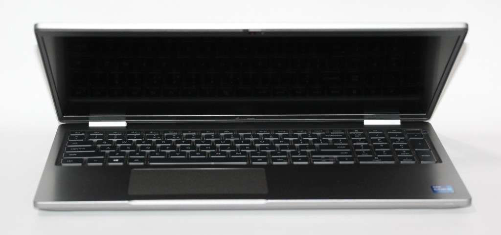 Dell Latitude 5520 11th Gen Core i7-1165G7 ,32GB RAM ,512GB SSD 15-inch, FHD 1920 x 1080