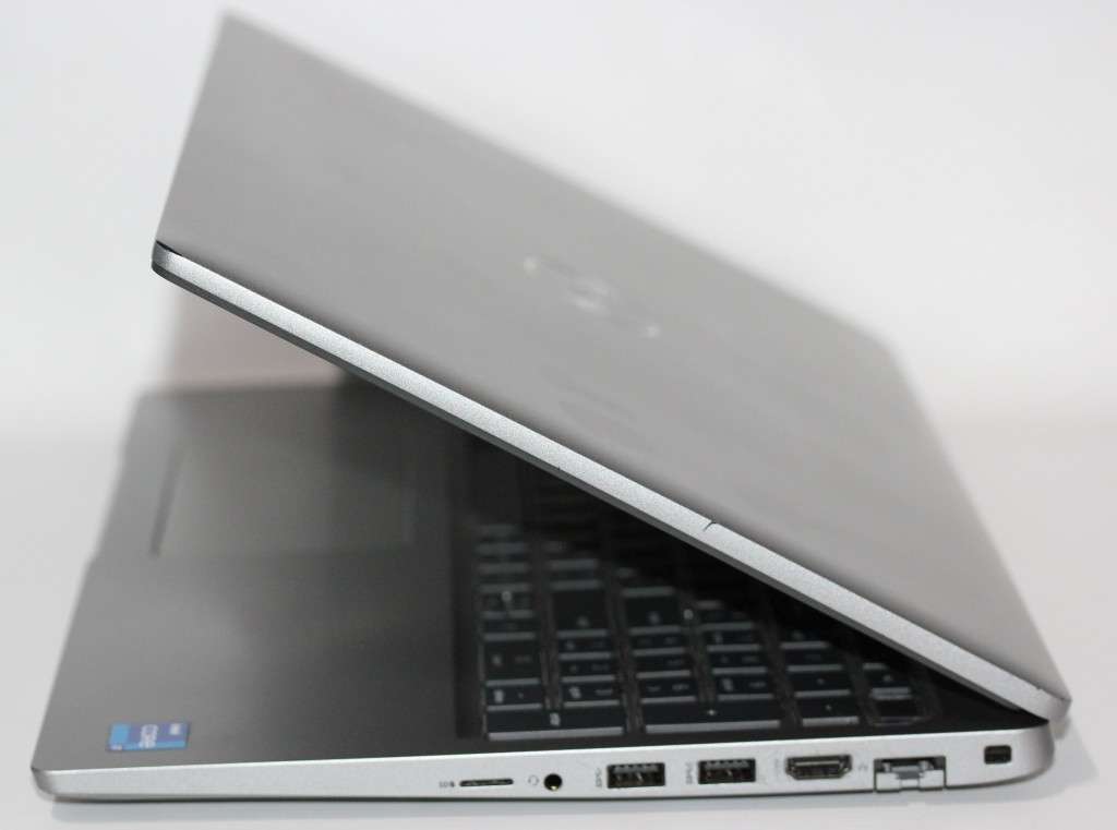 Dell Latitude 5520 11th Gen Core i7-1165G7 ,32GB RAM ,512GB SSD 15-inch, FHD 1920 x 1080