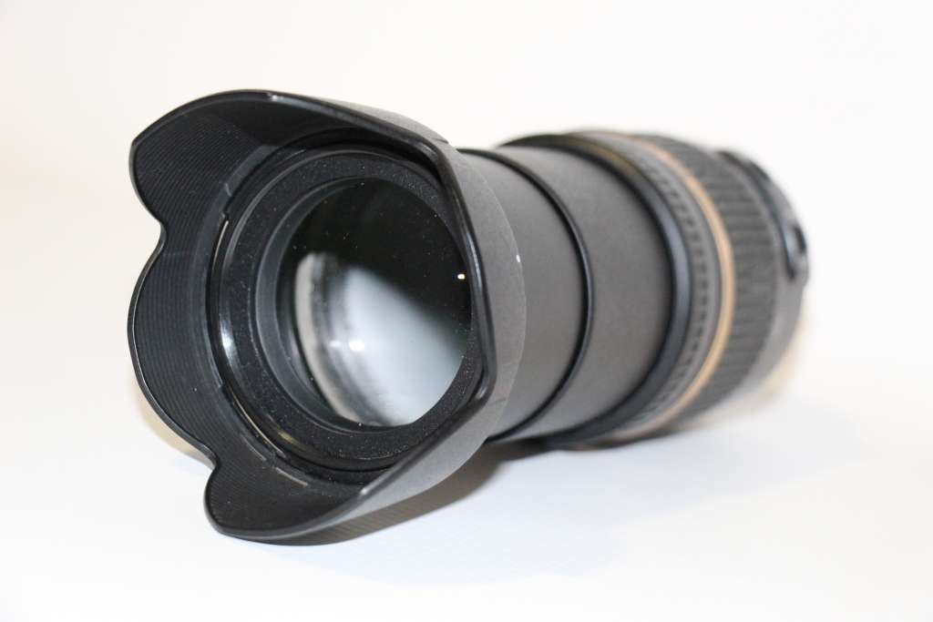 Tamron 18-270mm f/3.5-6.3 Di II VC PZD Lens for Canon EF IN VERY CONDITION