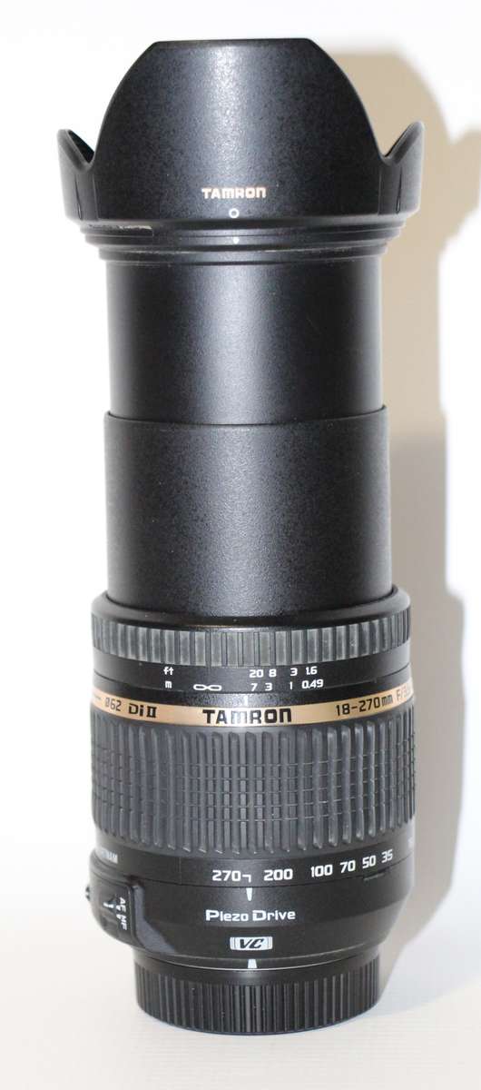 Tamron 18-270mm f/3.5-6.3 Di II VC PZD Lens for Canon EF IN VERY CONDITION