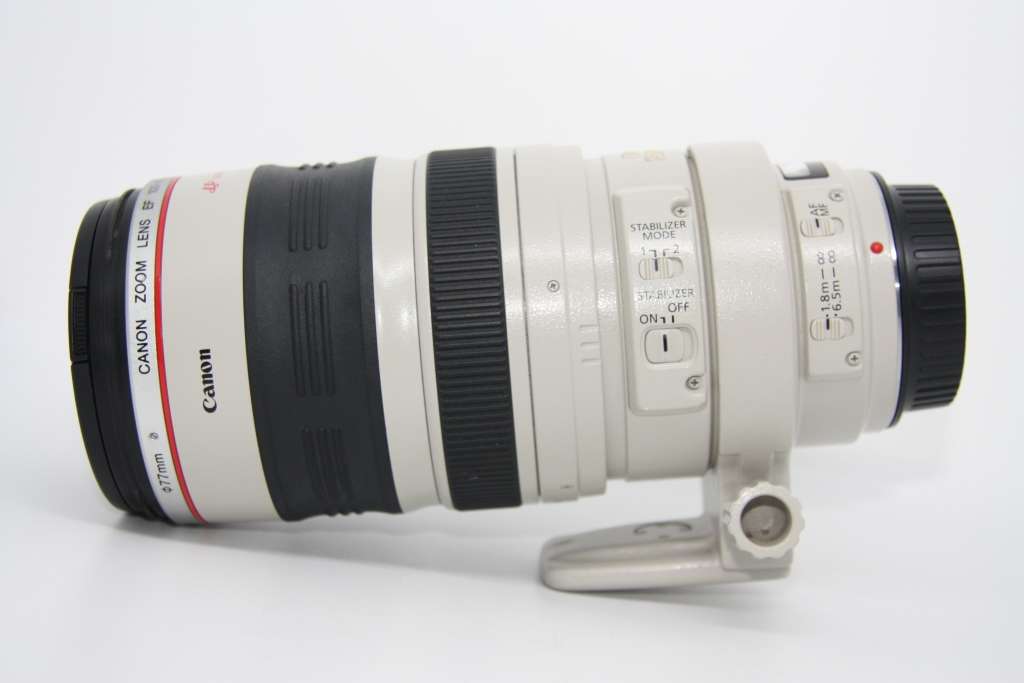 Canon EF 100-400mm f/4.5-5.6L IS USM Telephoto Zoom Lens for Canon SLR Cameras