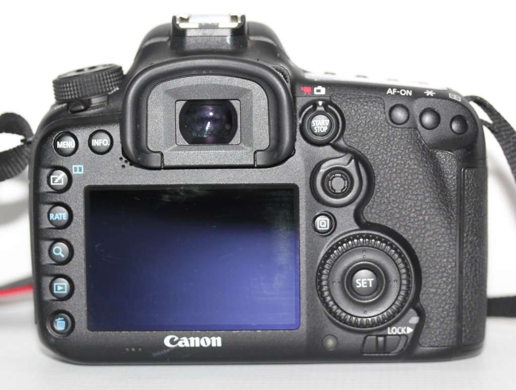Canon EOS 7D Mark II DSLR Camera (Body Only)
