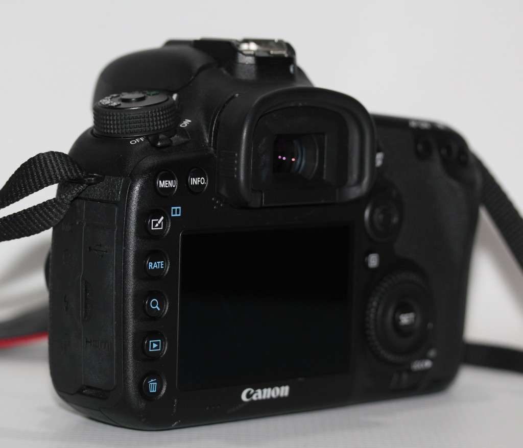 Canon EOS 7D Mark II DSLR Camera (Body Only)