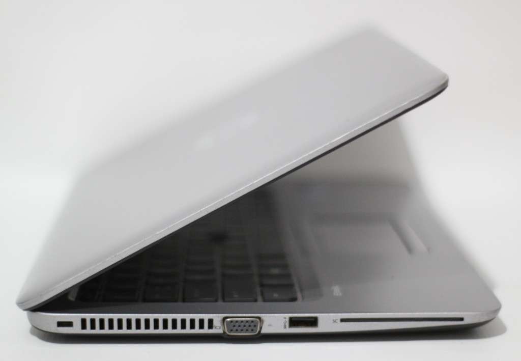 HP ELITEBOOK 820 G3, CORE I7-6500U ,8GB RAM,256GB SSD,INTEL HD GRAPHICS 520, FULL HD TOUCH SCREEN