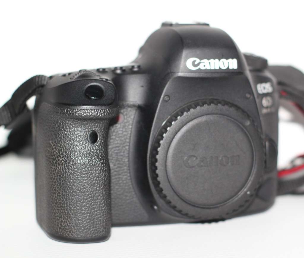 Canon EOS 6D Mark II DSLR Camera Body
