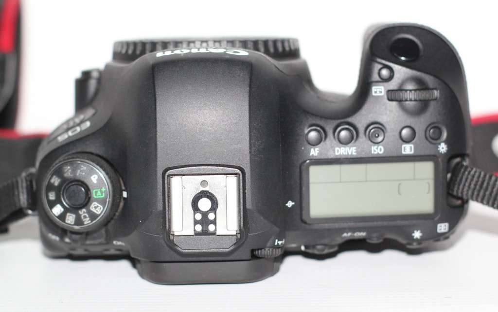 Canon EOS 6D Mark II DSLR Camera Body